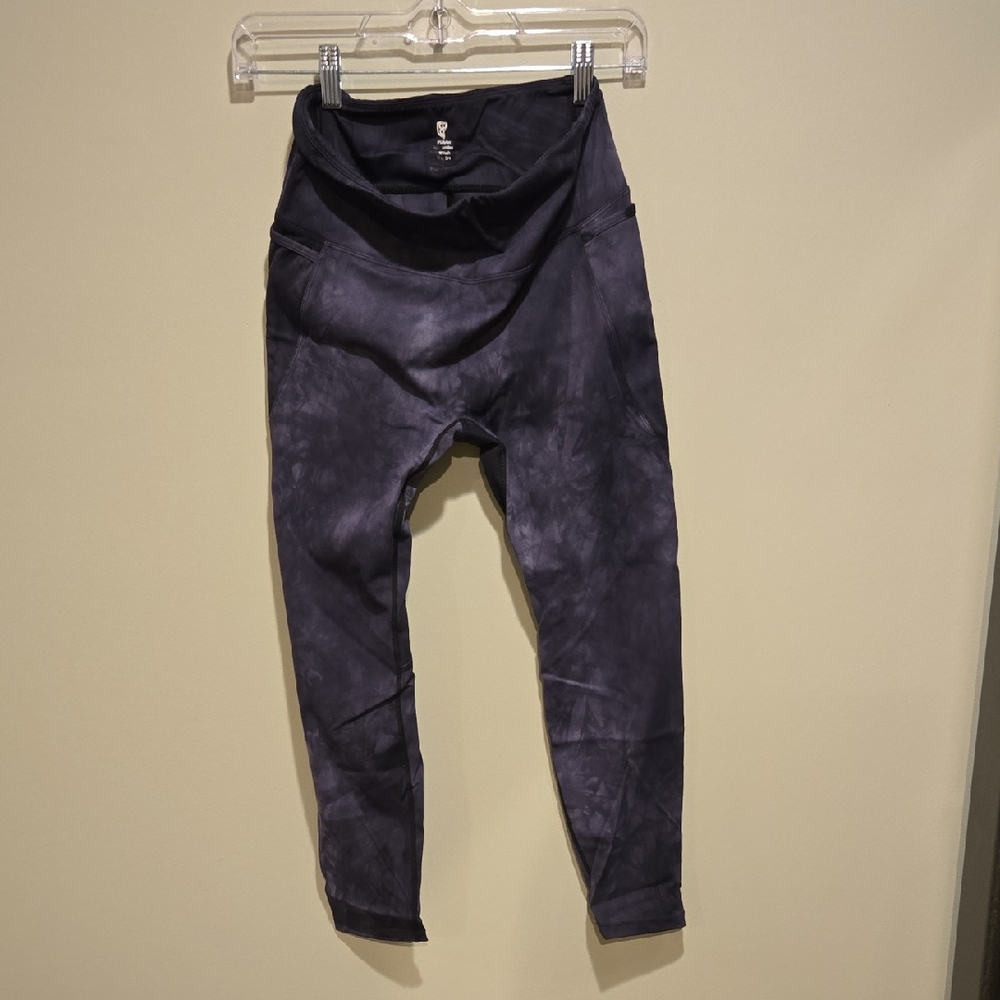 Born Primitive Eccentric Leggings, Large, Smoked Grey/Navy Tie Dye Pattern